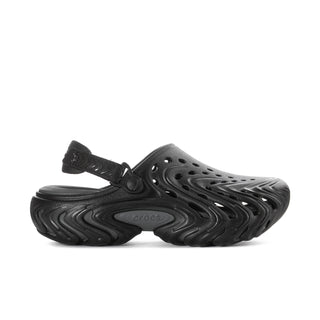 Men's black clogs with perforated upper and adjustable heel strap