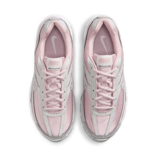 Women's sneakers tongue and laces in light pink mesh with light gray overlays