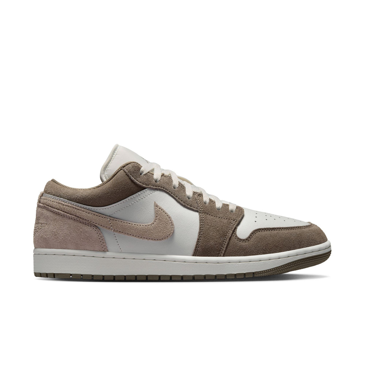 Your Neighborhood Shoe Store | Shop Sneakers, Shoes  display picture 1