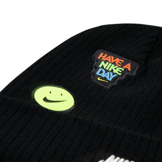 Youth Patch Beanie & Glove Set