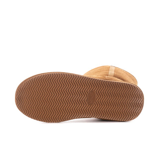 Chestnut suede boot with zigzag textured rubber outsole