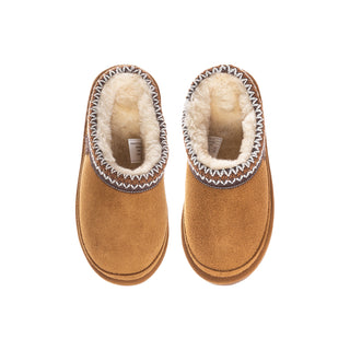 Kids chestnut moccasin slippers with plush lining and stitched patterned trim