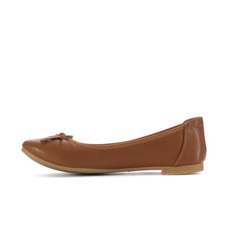 Camel ballet flats with bow-tie at toe and stitched U-shaped vamp