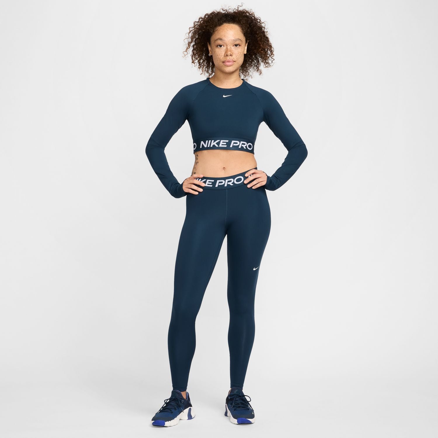 Top e leggings nike discount