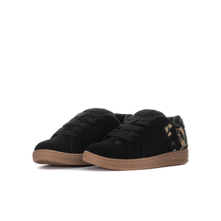Youth black low-top skate shoes with camo quarter panels and gum outsole