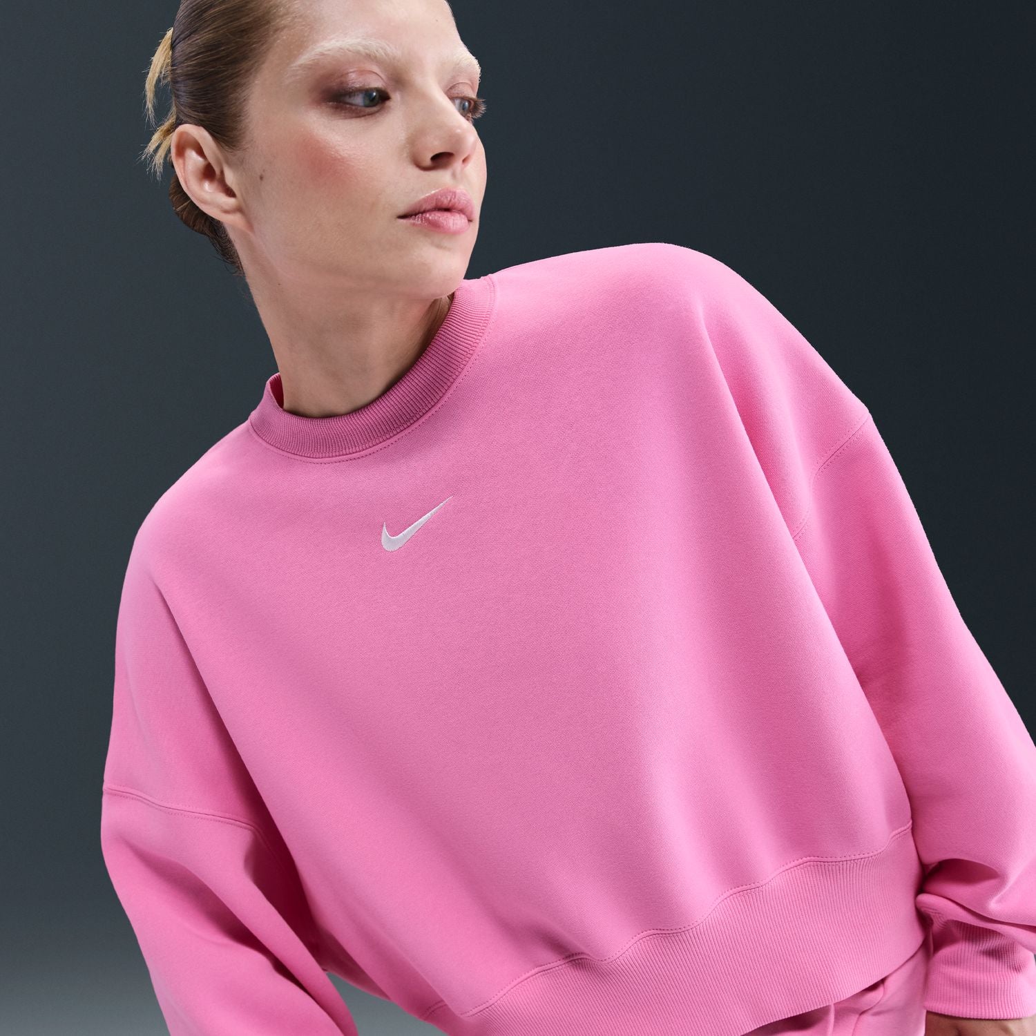 pink nike sweatshirt womens