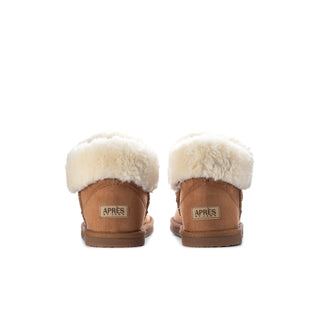 Women's chestnut low boots with faux-fur cuffs and 'APRES' heel patch
