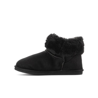 Youth black low boot with wraparound faux-fur cuff and seam detail