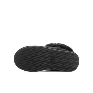 Youth black low boot sole with textured zigzag tread