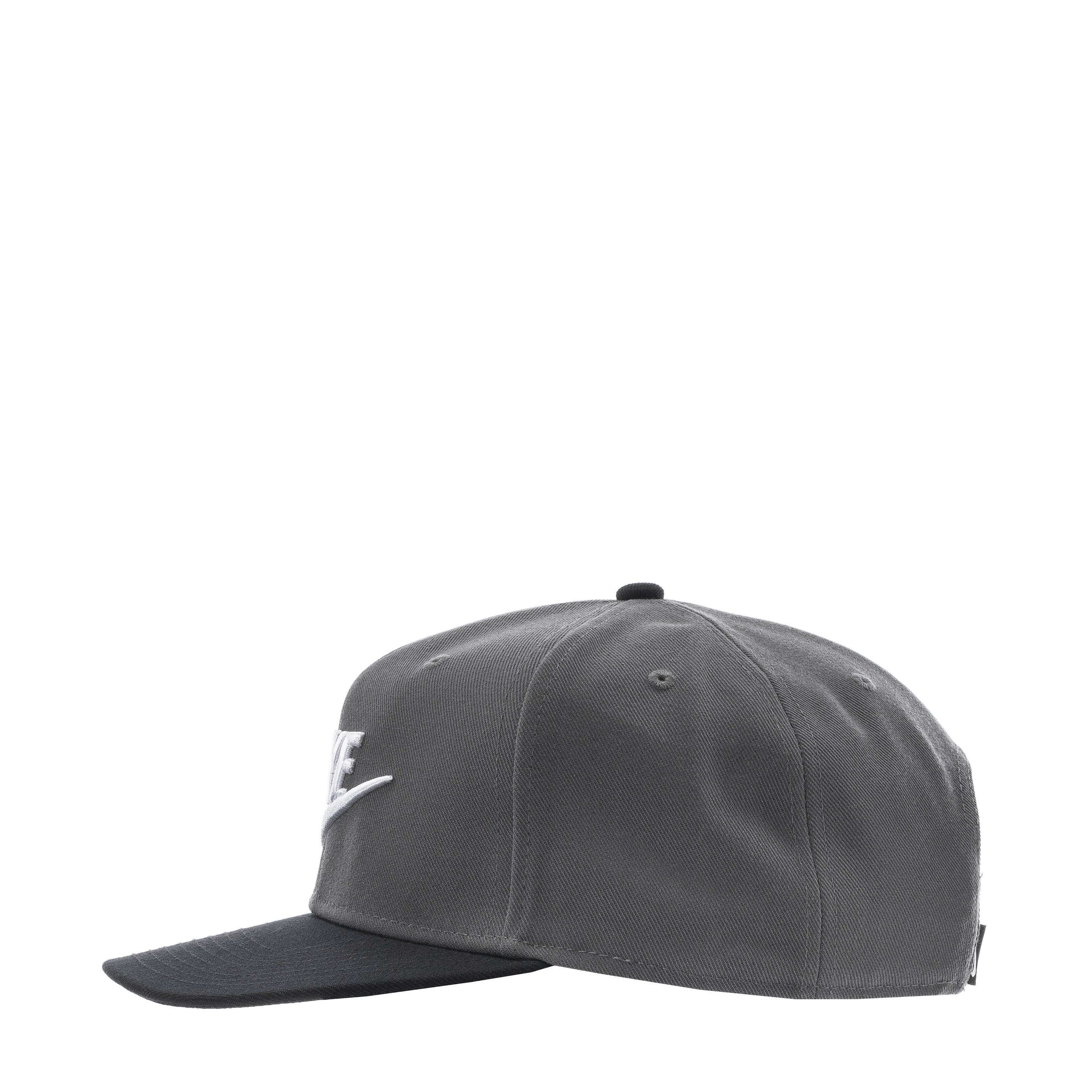 Nike Dri-FIT Pro Cap Futura Wool Snapback – ShopWSS