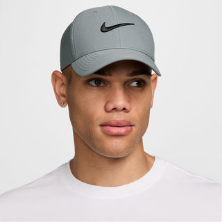Nike Dri-Fit Club Cap Structured Swoosh Performance Strapback