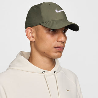 Nike Dri-Fit Club Cap Structured Swoosh Performance Strapback