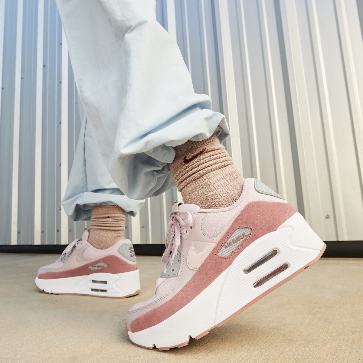 Design your own 'air max 90 shoes online