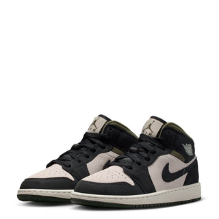 AJ 1 Mid -Youth