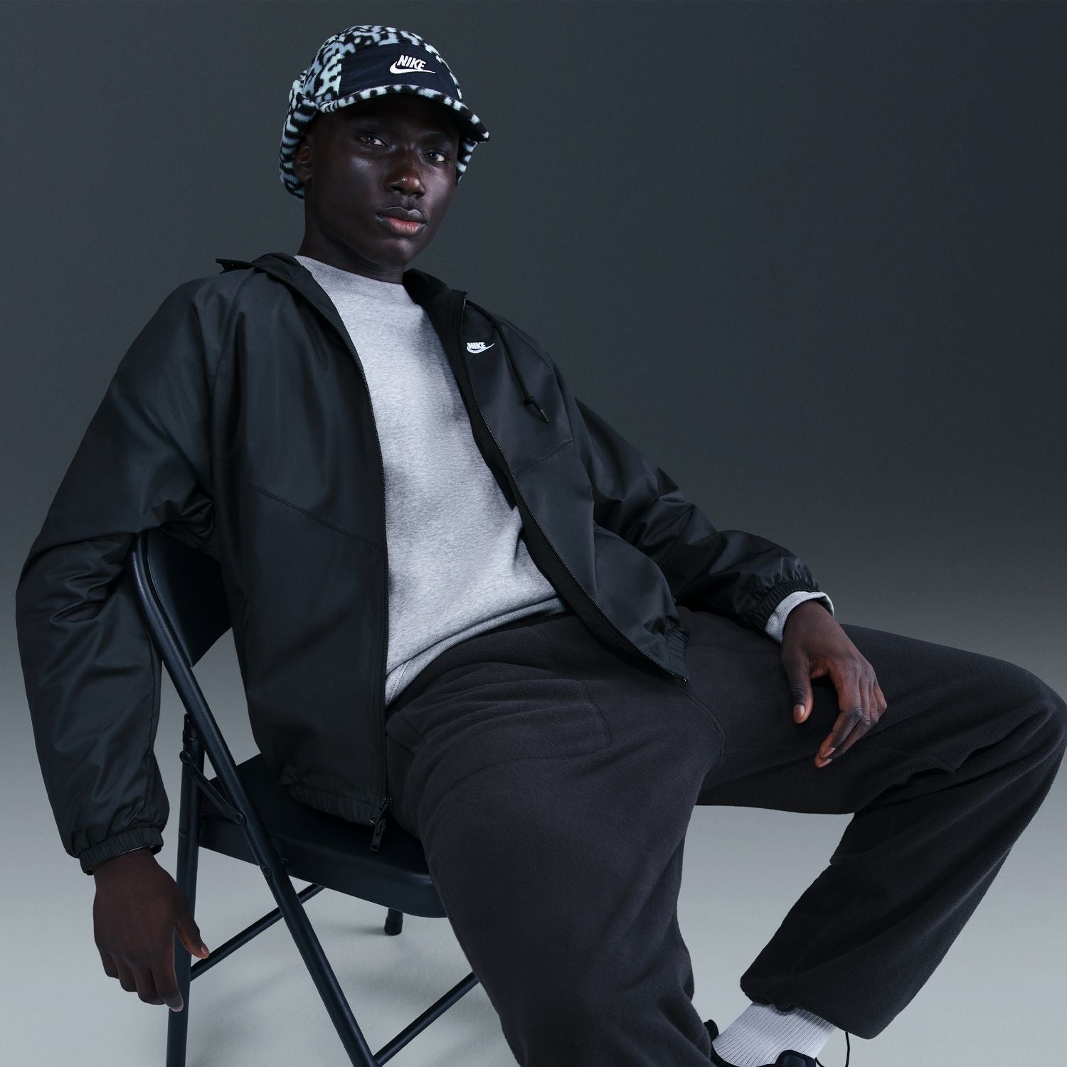 Nike Windbreaker | Men's | Black | ShopWSS