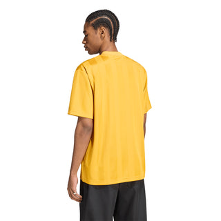 Yellow men's T-shirt back view, plain short-sleeve design