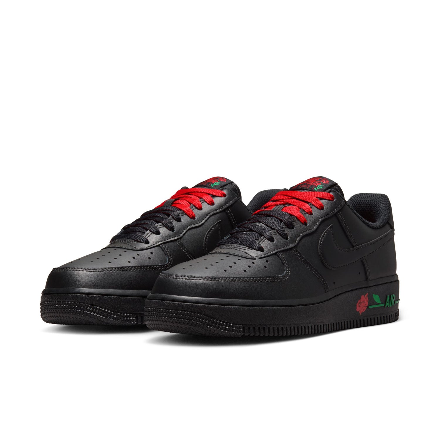 Women's Nike Air Force 1 '07 SE in Black / Sport Red 6