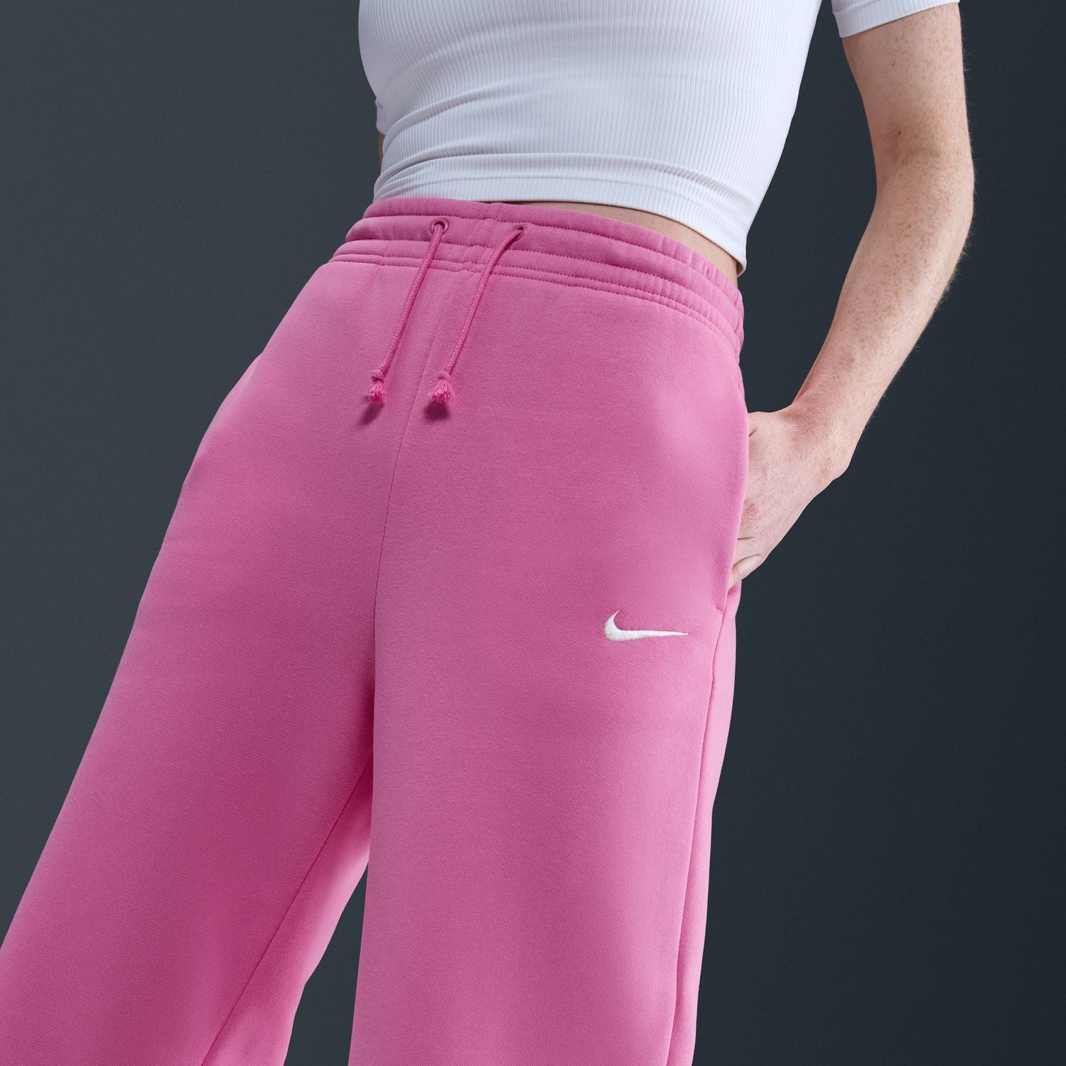 nike trend fleece wide pants