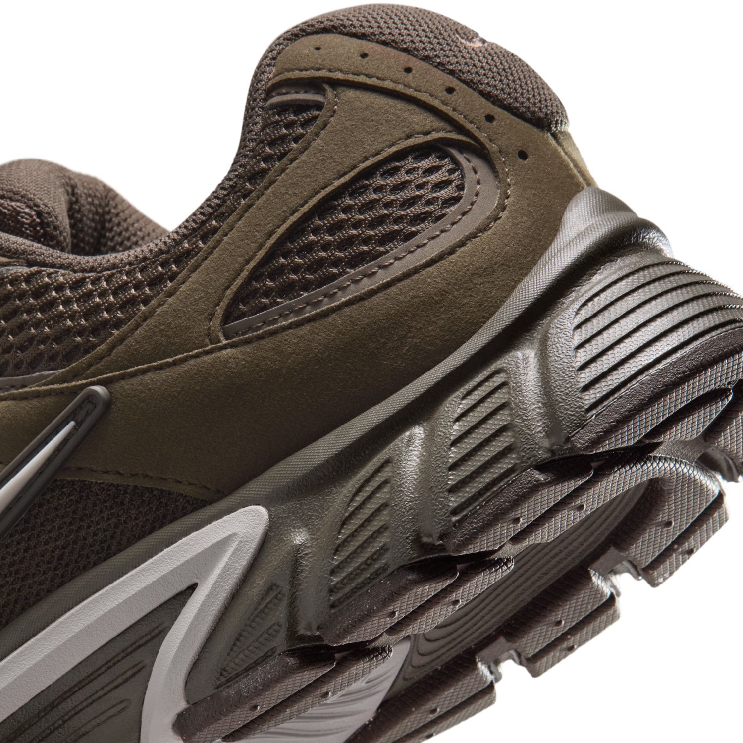 Nike V5 RNR | Men's | Dark Hazel/College Grey/Cave Stone | ShopWSS