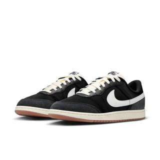 AJ Skyline Low - Mens