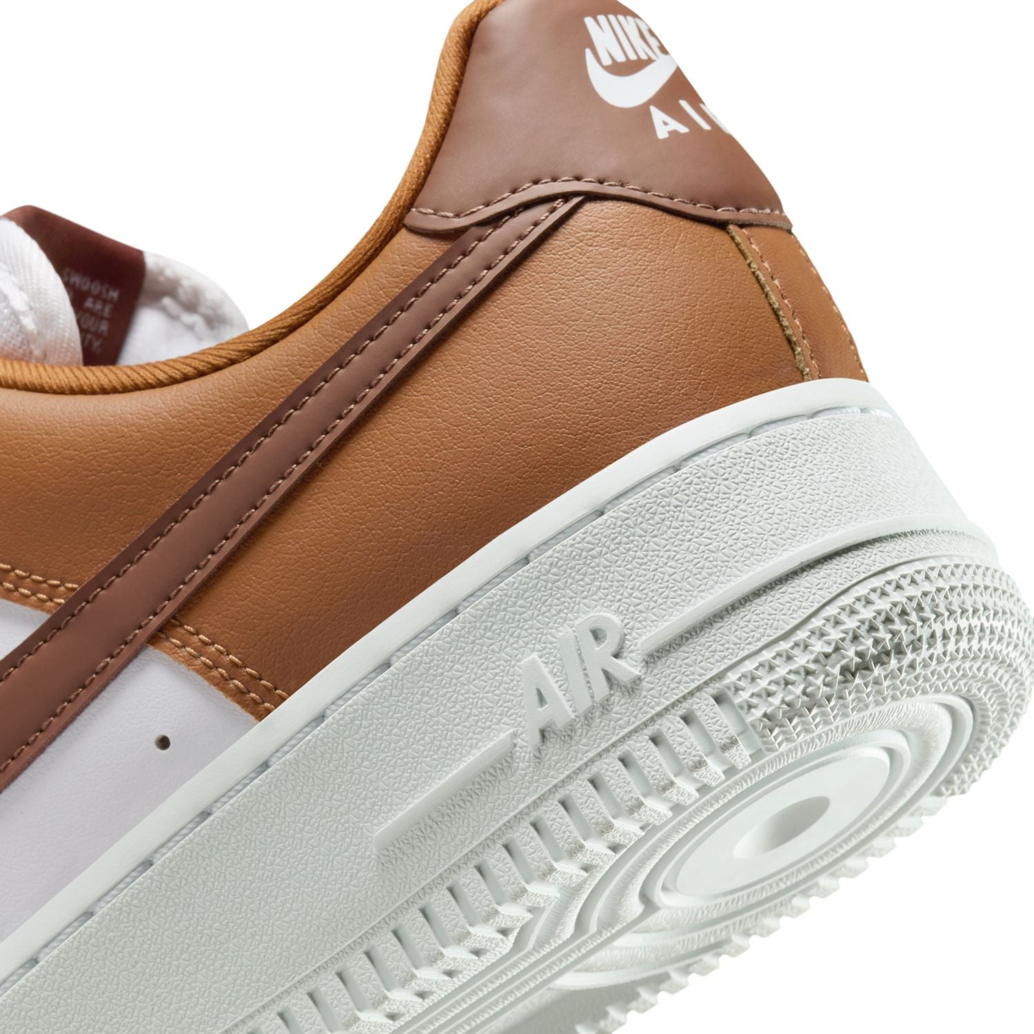 Nike Air Force 1 ホワイト/ブラウン27cm Nike Air Force 1 '07 | Women's | Hazelnut/Fauna Brown/White | ShopWSS