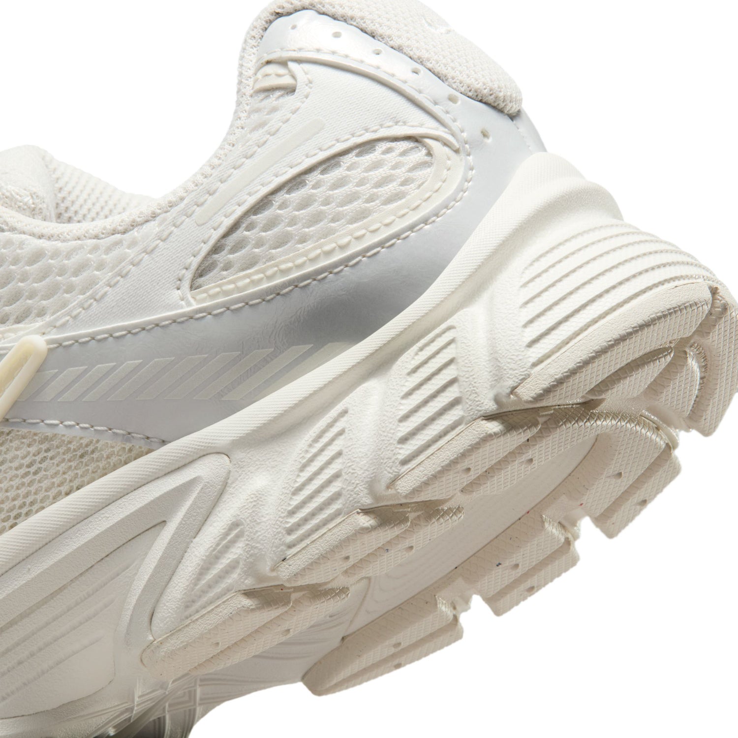 Nike V5 RNR | Women's | Phantom/Sail Metallic/Summit White | ShopWSS