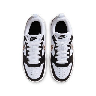 Youth low-top sneakers, white laces and black heel collar with leopard print Swoosh