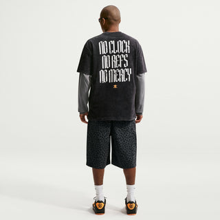 Men's black short-sleeve T-shirt back graphic reading NO CLOCK NO REFS NO MERCY