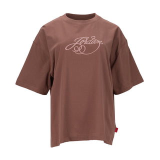 Oversized graphic tee for women in brown with light pink "Friday" logo