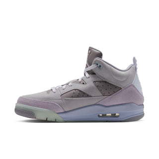 Men's low-top sneakers side view in light gray with lilac overlays and pastel sole.