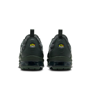 Men's Air VaporMax Plus sneakers, heel view in dark green/black with Air cushioning
