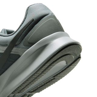 Close-up of Nike Run Swift 3 heel, cushioned midsole, and textured outsole