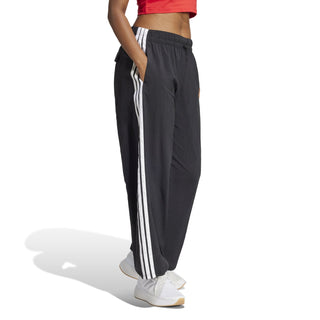 Essentials 3-Stripe Parachute Pant - Womens