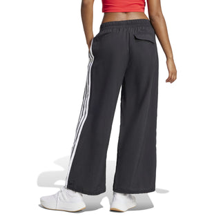 Essentials 3-Stripe Parachute Pant - Womens