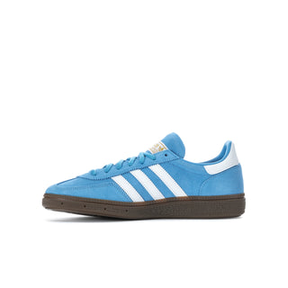 Light blue youth adidas sneaker, white triple stripes, brown gum outsole