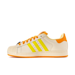 Men's Superstar II sneakers, white leather-look with green stripes and orange laces, orange sole