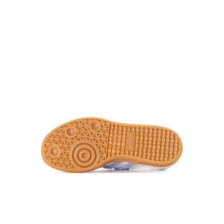 Kids' sneaker outsole bottom with tan gum tread pattern