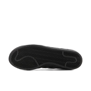 Black rubber outsole with zigzag tread pattern