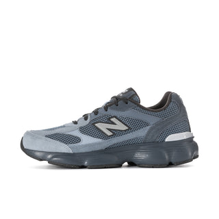 Men's New Balance sneakers, light blue mesh upper with silver N logo and laces