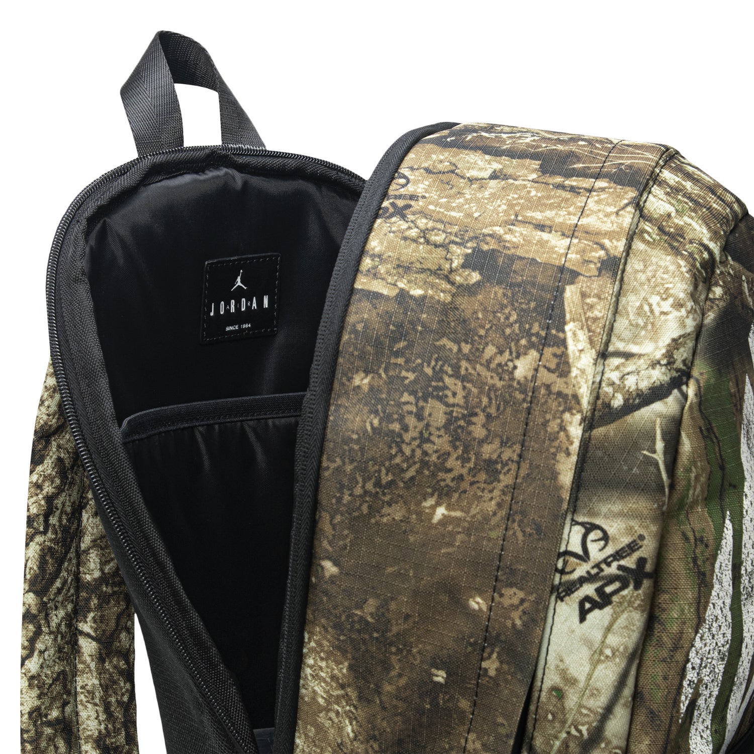 【JORDANコーデ】JORDAN ナイロンパーカー バックパック セット 美品 Jordan Realtree Daypack | Olive | ShopWSS