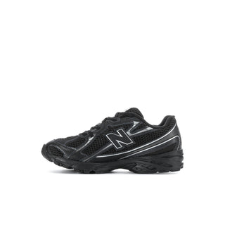Kids black and silver metallic side profile sneakers with lace-up closure and N logo