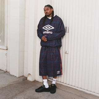Plaid windbreaker shorts for men, elastic waist and Umbro logo, navy red check