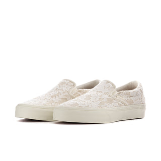 Women's lace slip-on sneaker, marshmallow, angled side profile