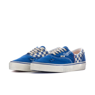 Men's low-top Vans sneakers, blue uppers with checkerboard accents and white sole