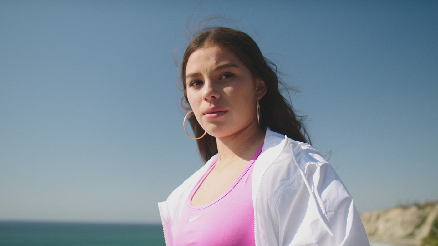 Mel Barcenas video promoting Futbol season